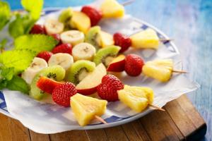 Mini brochette de fruits